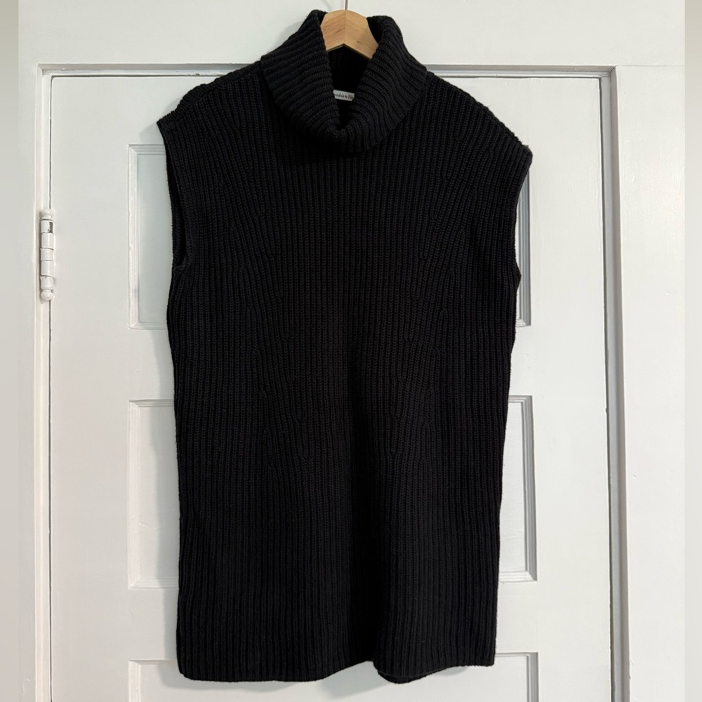 Abercrombie & Fitch Turtleneck Sleeveless Sweater Black Small